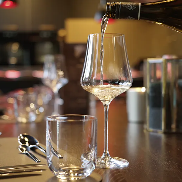 TABLE-Restaurant-by-DER-STEAKLIEFERANT-06